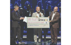 Le dévoilement de la somme de 85 560$ amassée. (Photo : capture d’écran sur la page officielle du Gîte Ami de Gatineau). Photo : Richard Tardif