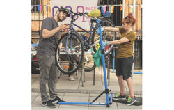 Rack à Bécik and Action vélo Outaouais brought their Fête du vélo to Aylmer's Parc des Cèdres August 9, with a free afternoon of mobile bike repairs, hot dogs, kids' activities and partner kiosks celebrating the region's cycling culture. Photo: Rack à Bécik